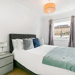 Penthouse Overlooking Hyde Park