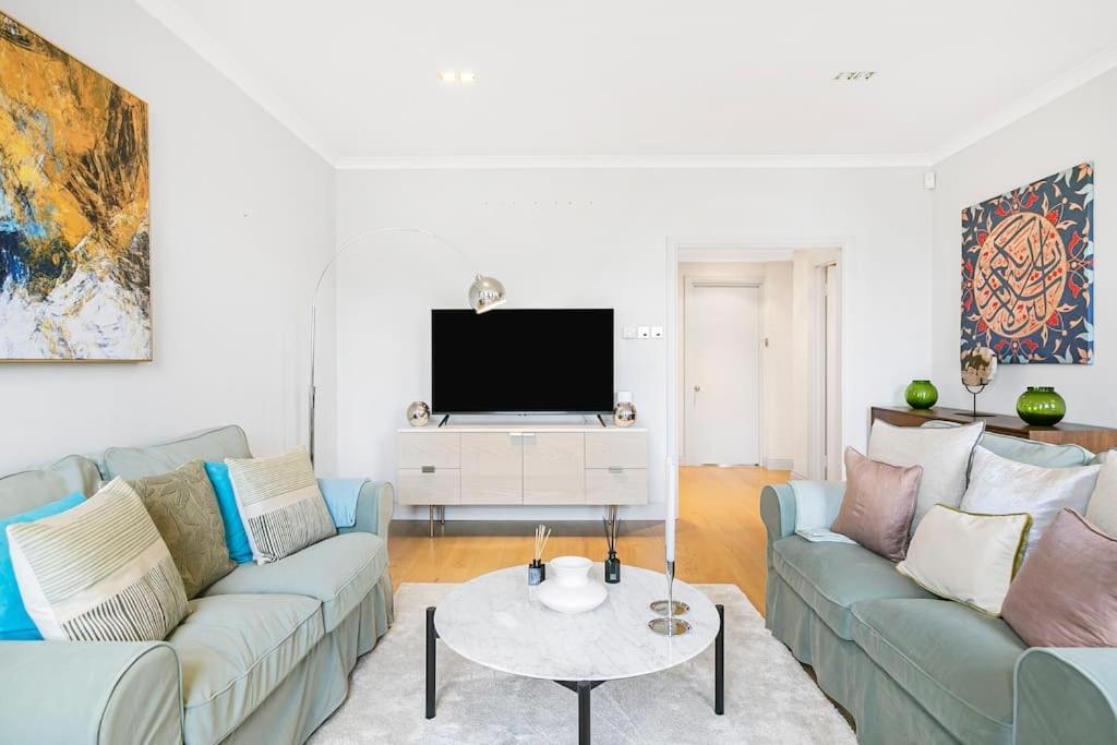 Penthouse Overlooking Hyde Park Appartamento *