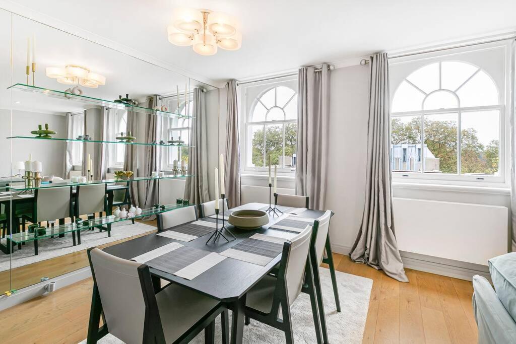 Penthouse Overlooking Hyde Park Londra
