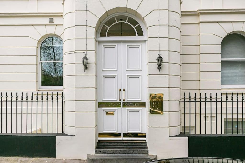 Penthouse Overlooking Hyde Park Londra