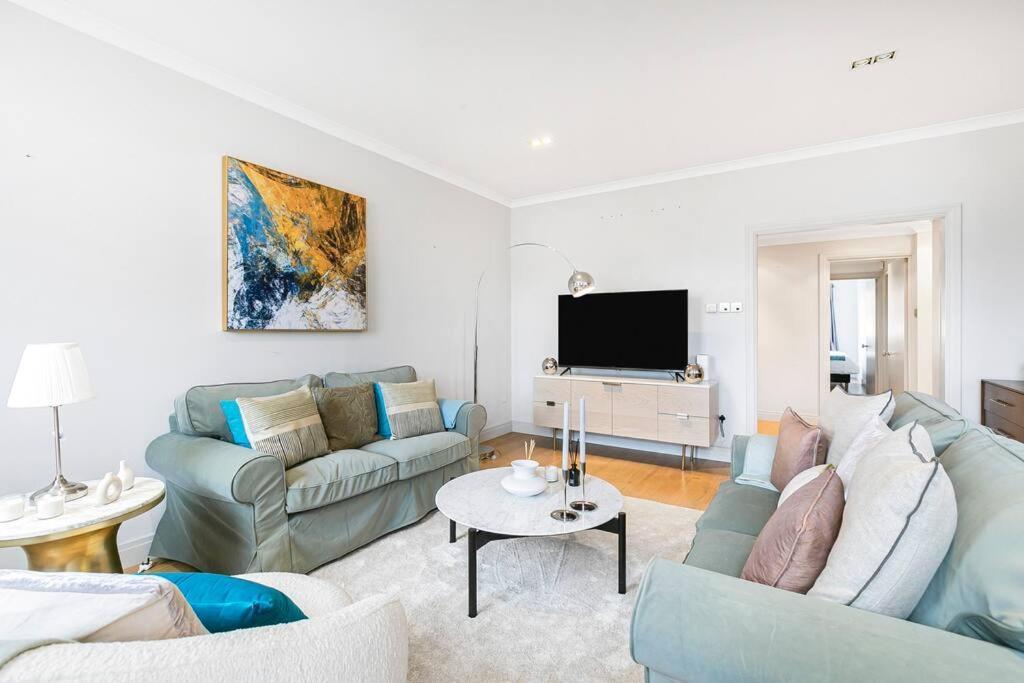 Appartamento Penthouse Overlooking Hyde Park Londra